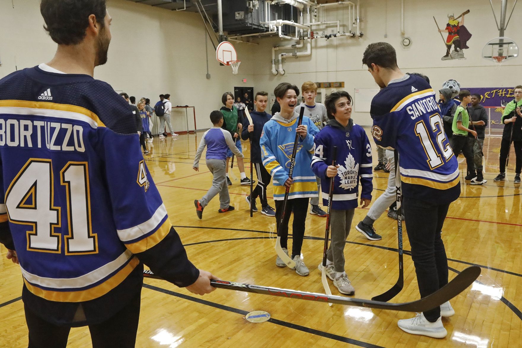 The St. Louis Blues team with Parkway Schools